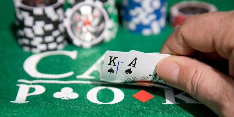 Flop và Fold đúng lúc để giữ vốn khi chơi Poker BET88